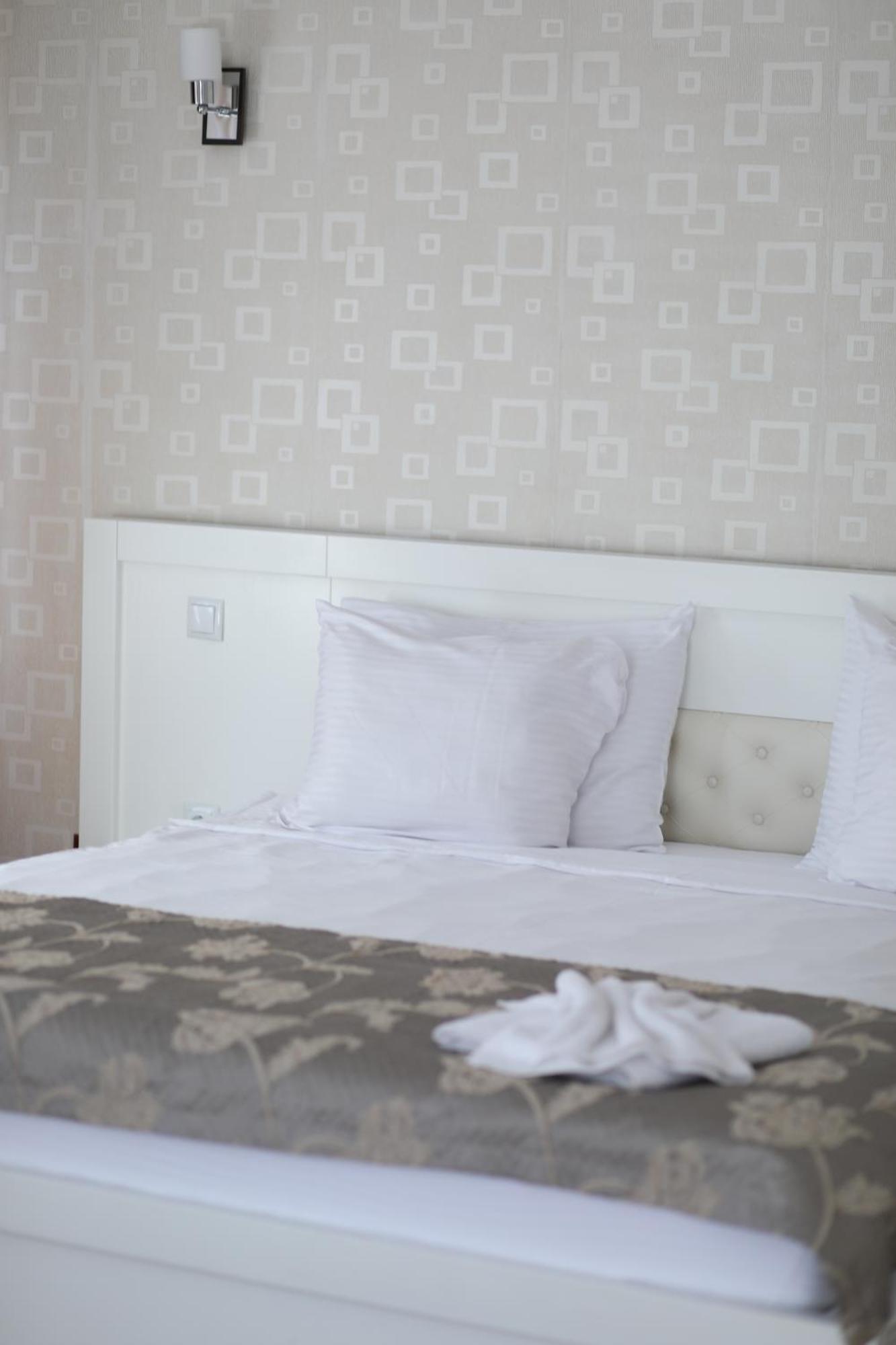 Bruti Hotel Πρίζρεν Εξωτερικό φωτογραφία