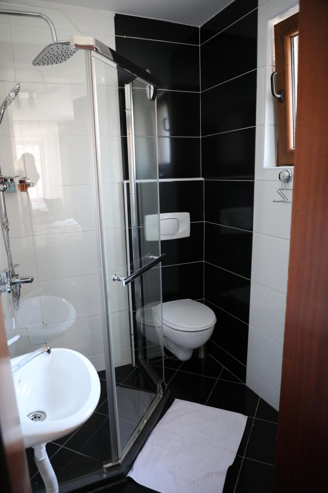 Bruti Hotel Πρίζρεν Εξωτερικό φωτογραφία