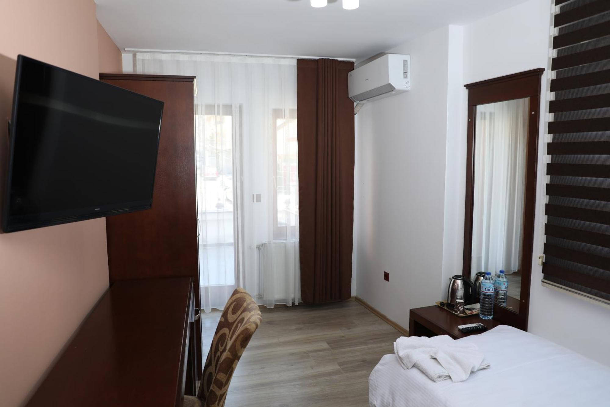 Bruti Hotel Πρίζρεν Εξωτερικό φωτογραφία