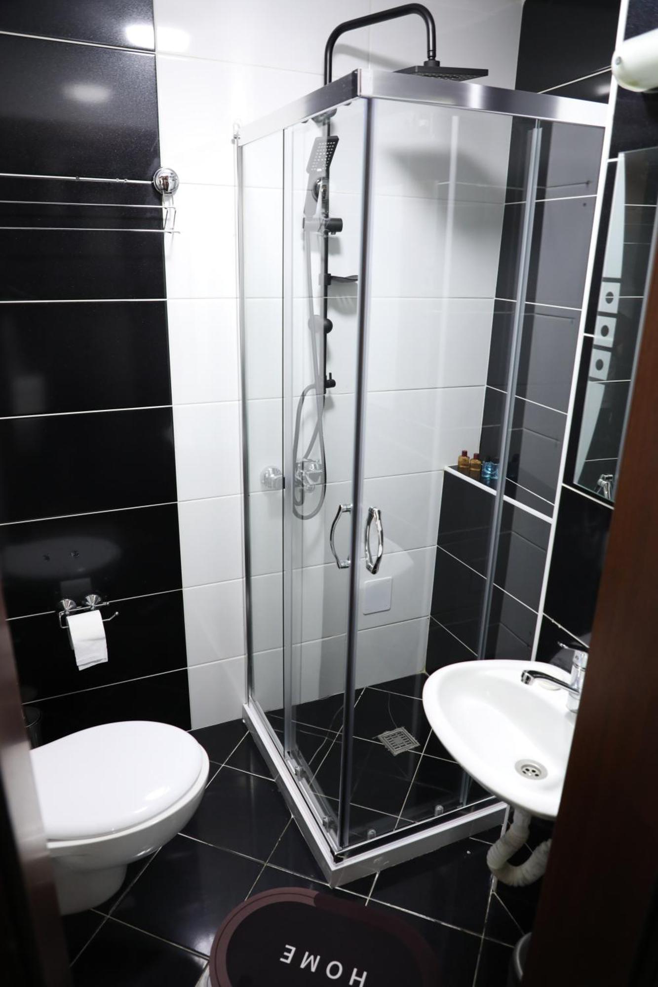 Bruti Hotel Πρίζρεν Εξωτερικό φωτογραφία