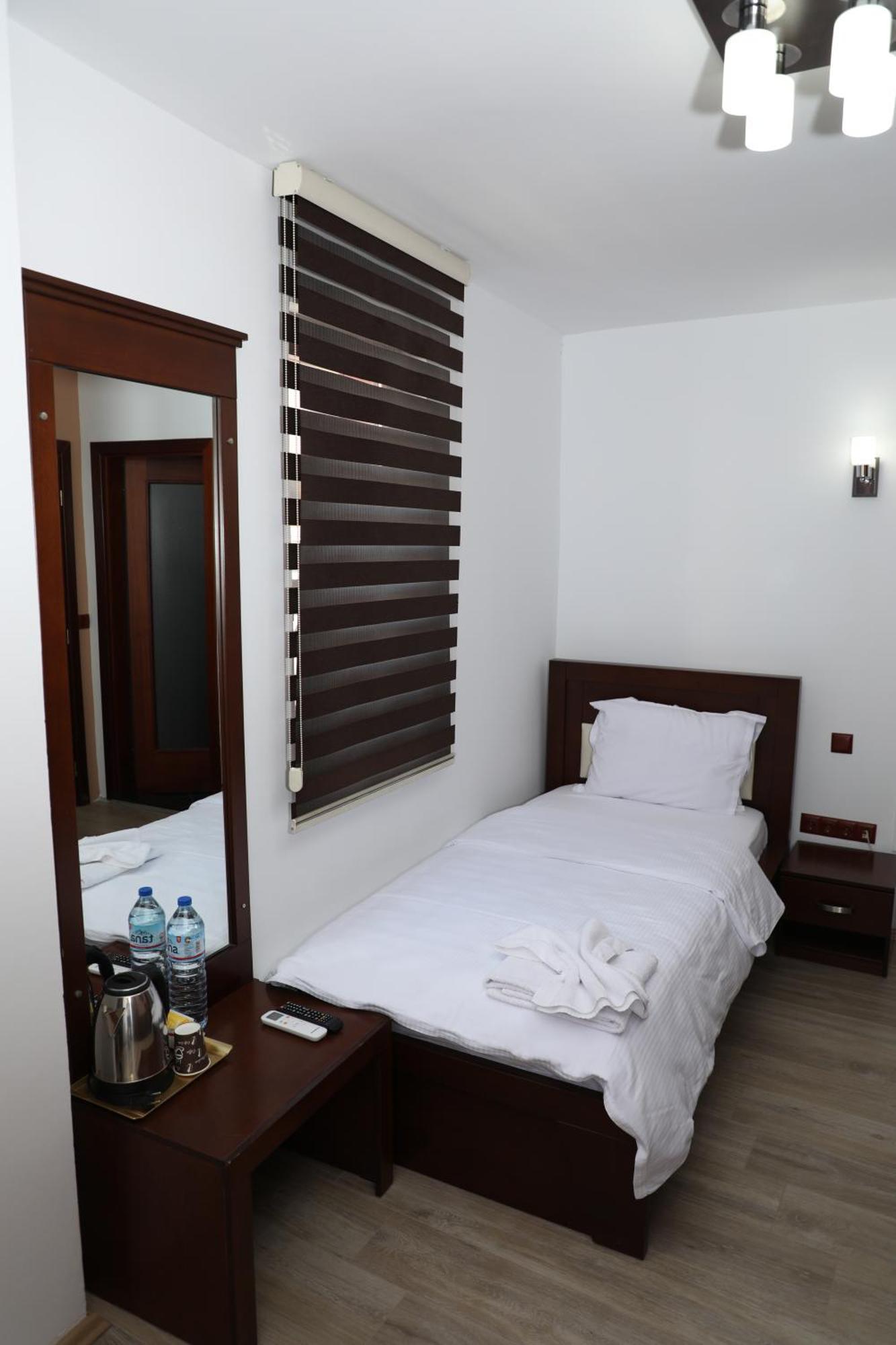 Bruti Hotel Πρίζρεν Εξωτερικό φωτογραφία