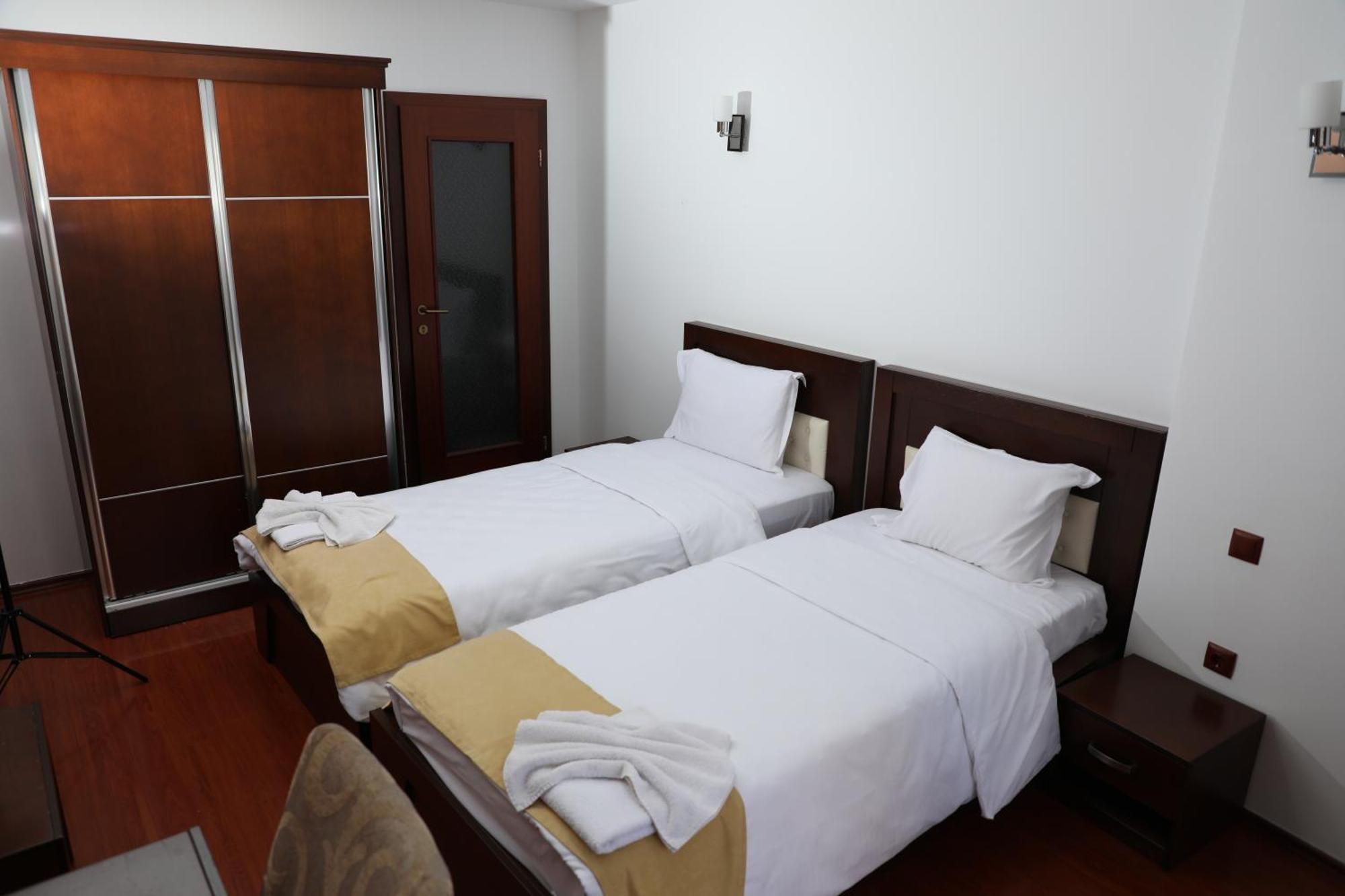 Bruti Hotel Πρίζρεν Εξωτερικό φωτογραφία