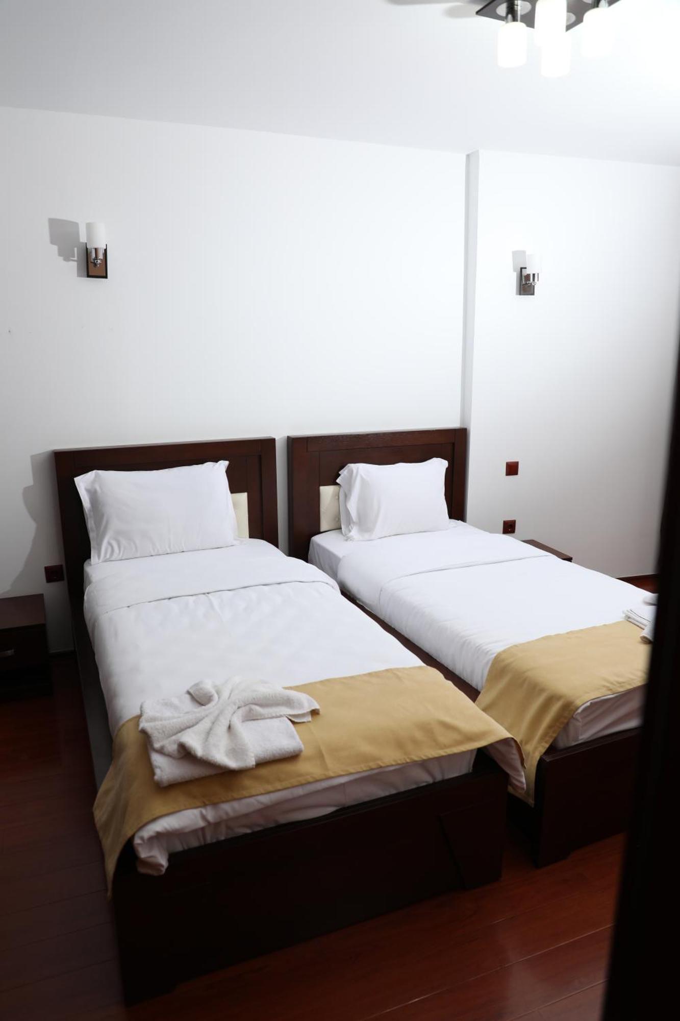 Bruti Hotel Πρίζρεν Εξωτερικό φωτογραφία
